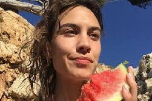 知名励志网红塌房困苦人设都是假的曾劝未成年女孩从事灰色行业